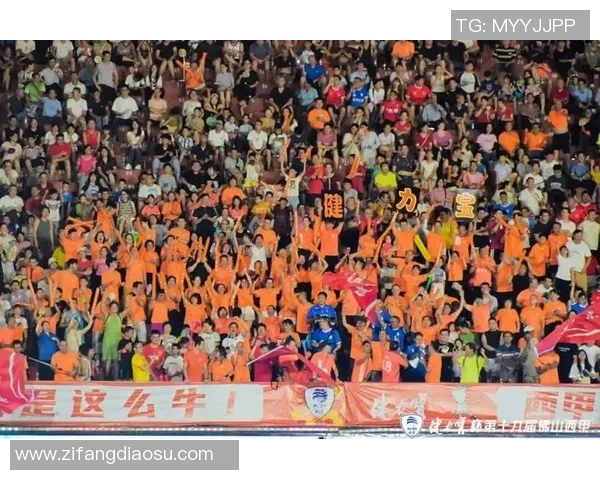 足球球星日聚焦绿茵风云见证传奇荣耀共谱足球梦想